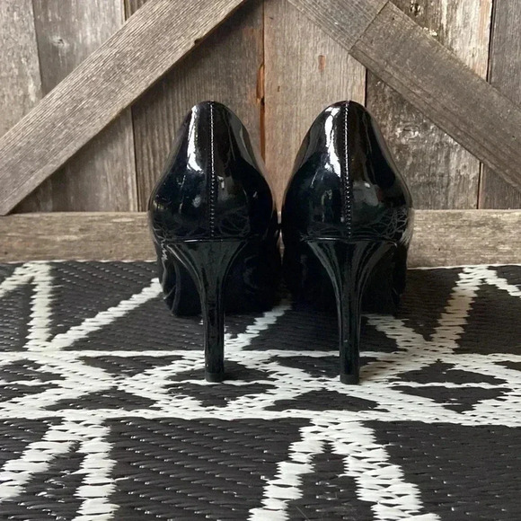 Bandolino B.Flexible | Peep- Toe Heels - Picture 4 of 7